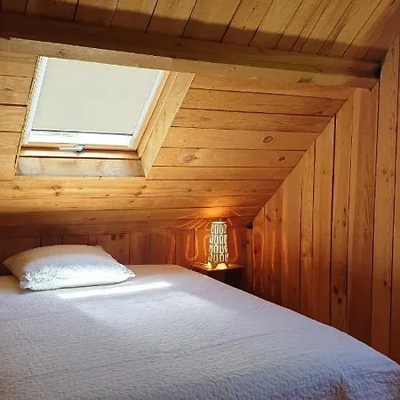 Hébergement de vacances Domaine De La Queyrie *