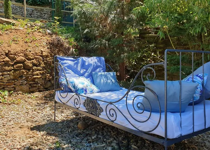Domaine De La Queyrie Vakantiehuis *